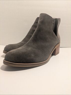 Steve Madden Gray Suede Ankle Booties with Low Stacked Heel
